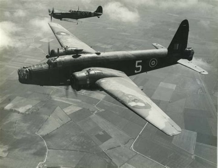 Are any vickers wellingtons still flying?