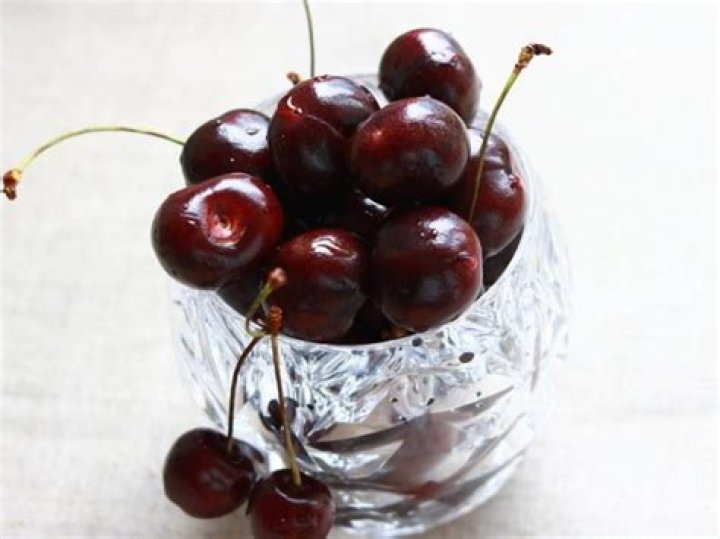 Are morello cherries the same as maraschino?