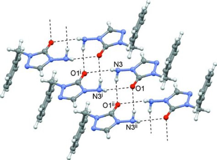 Can carbonyl groups hydrogen bond?