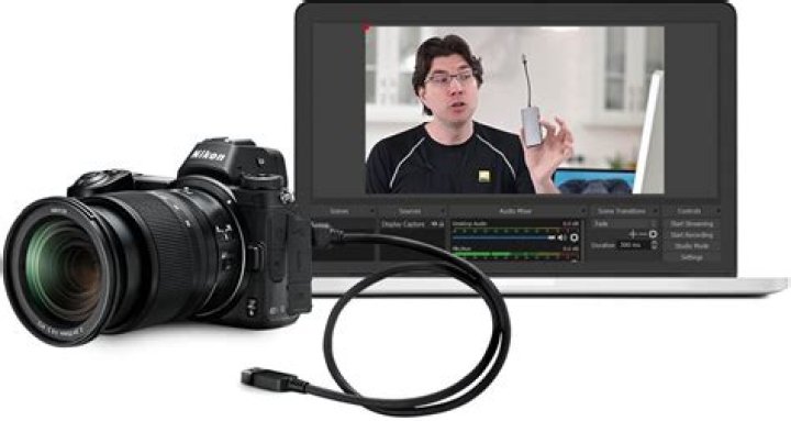 Can i use my nikon d3200 as a webcam?