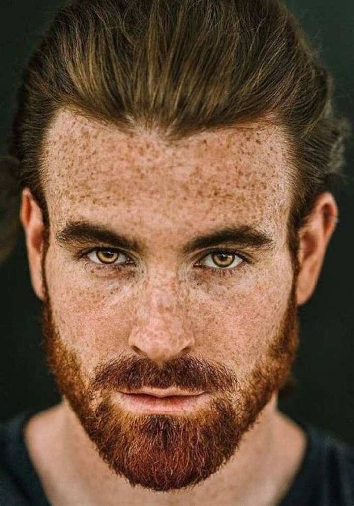Can middle easterners have red hair?