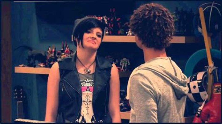 Do jarvis and piper date?