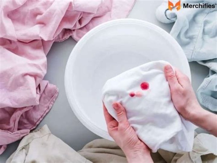Does blood come out of linen?