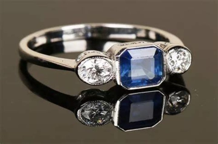 Does blue sapphire bring good luck?