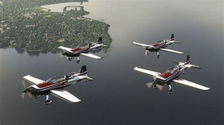 Does flight simulator have multiplayer?