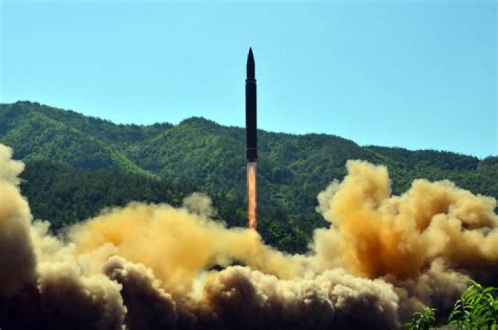 Does north korea have nukes?