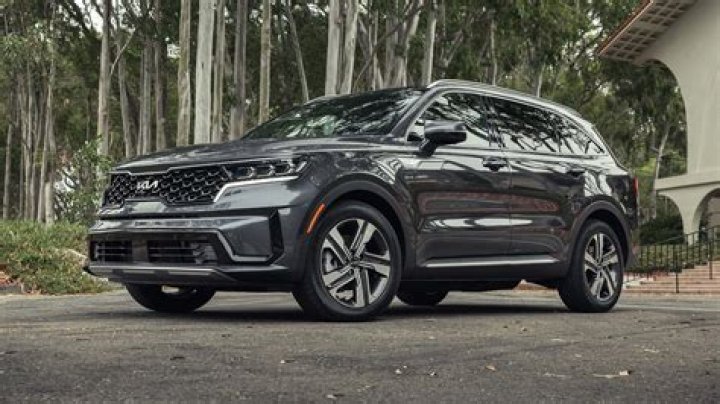 Has the kia sorento been discontinued?