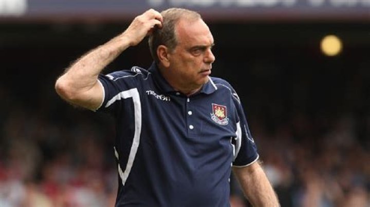 How old is avram grant?