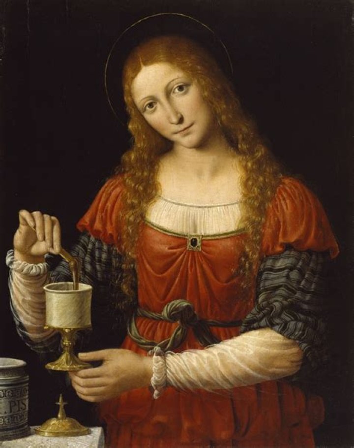 Was mary magdalene the woman with the alabaster box?