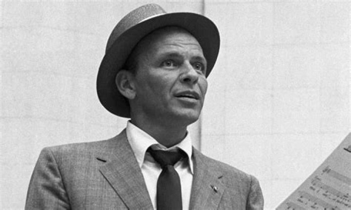Was sinatra a baritone?