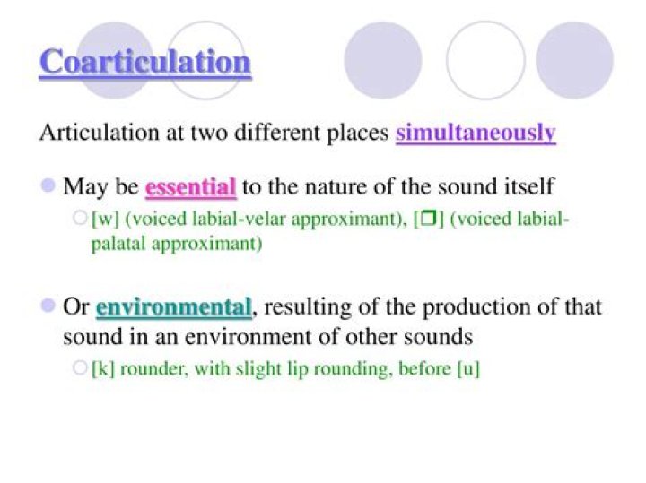 What is coarticulation example?