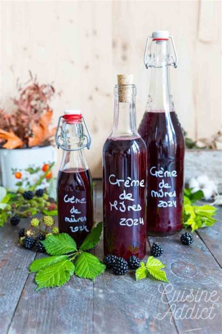 Whats creme de mure?
