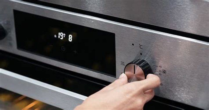 When does the oven stop preheating?