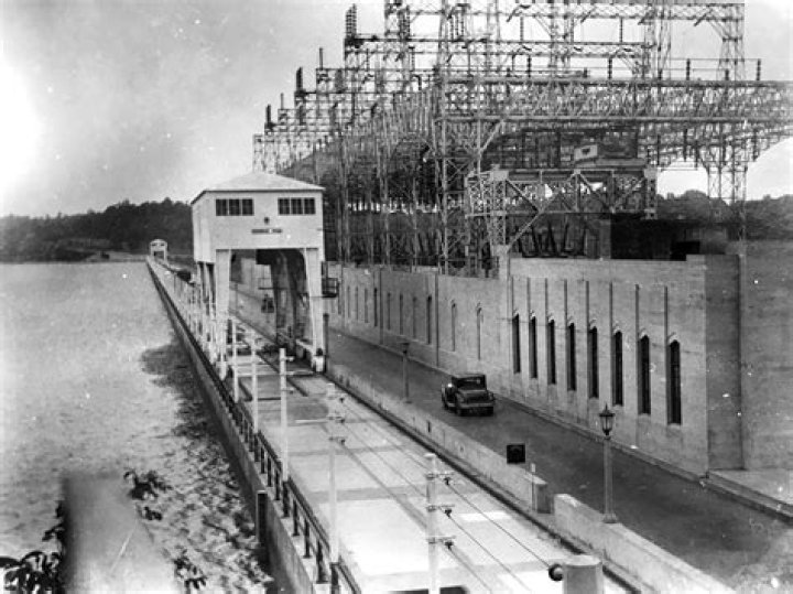 When was the conowingo dam built?