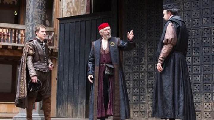 Which side is fair shylock and antonio?