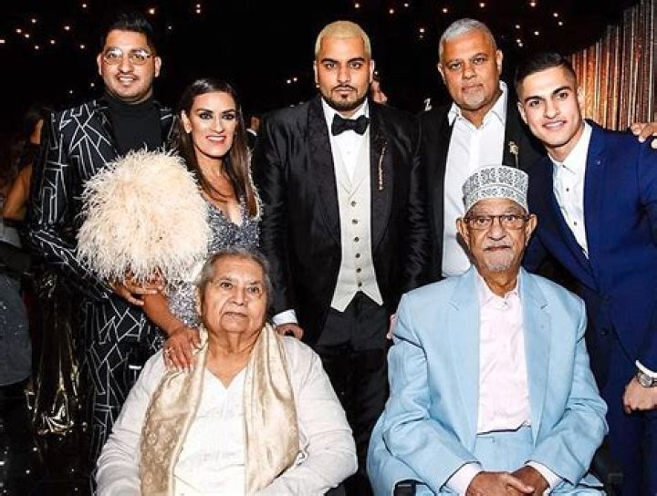 Who is samir kamani?
