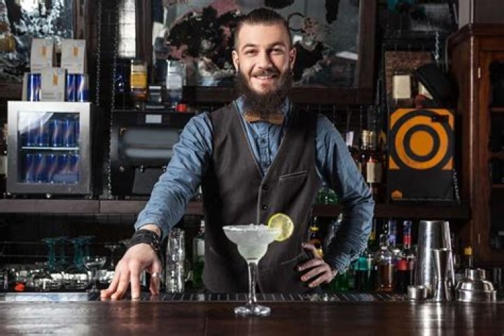 Why bartender is a bad job?