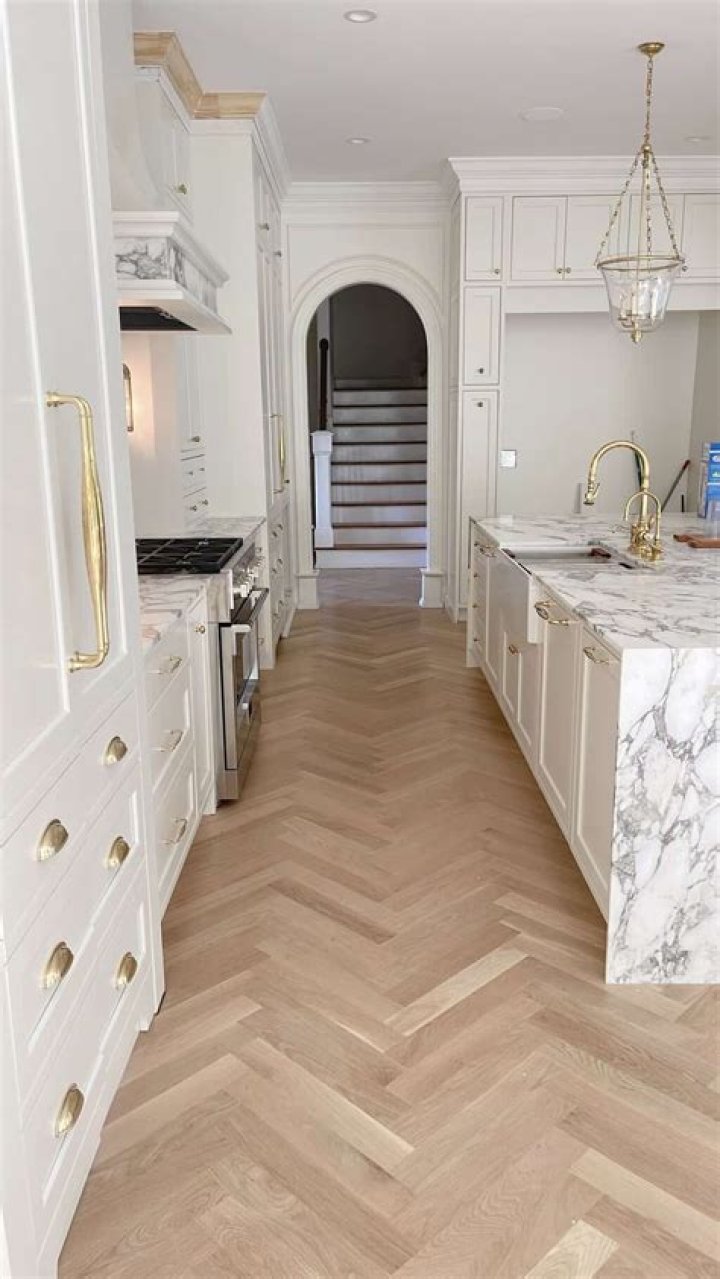 Will herringbone floors go out of style?